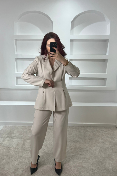 Conjunto Bege Cintado