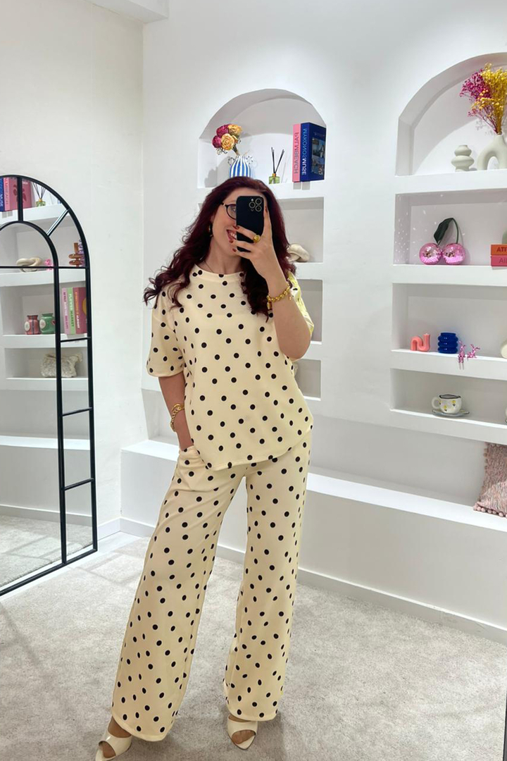 Conjunto Lunares 