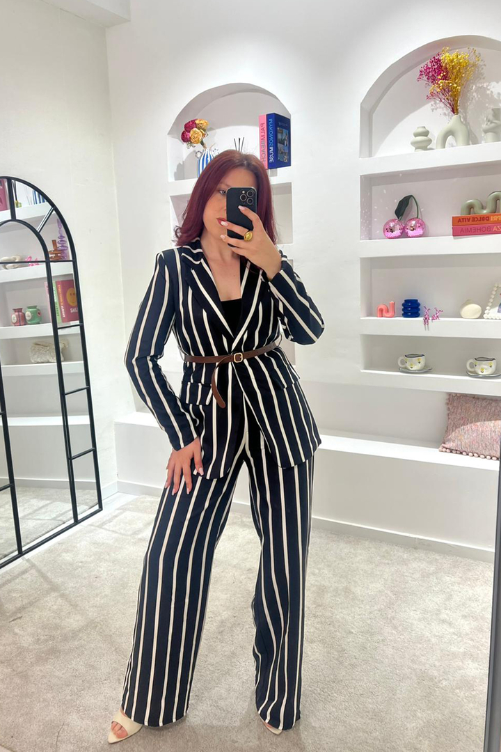 Conjunto Listrado Preto