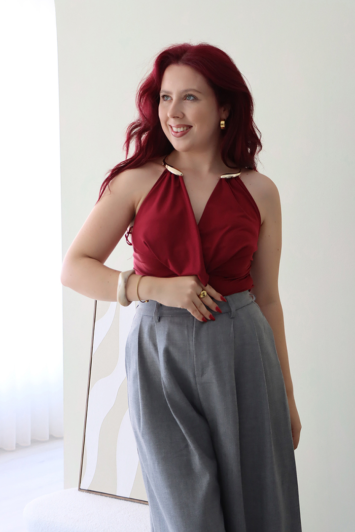 Body Efeito Colar Sem Mangas Bordeaux