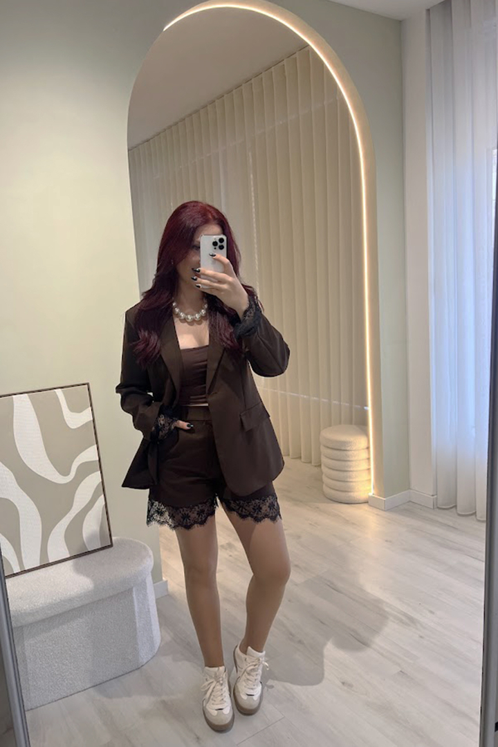 Conjunto Com Renda Castanho