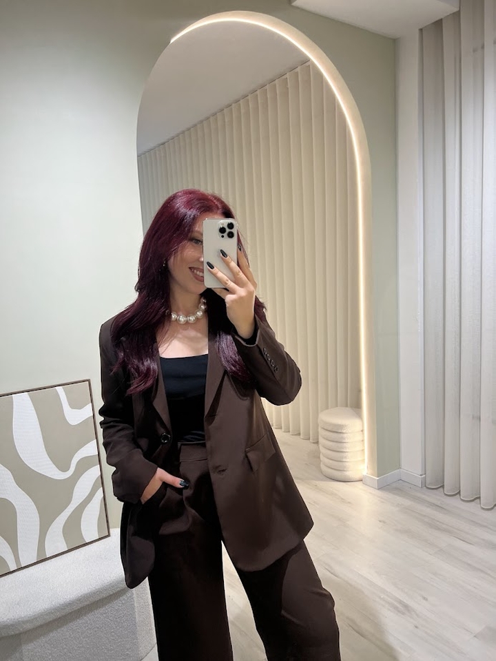 Fato Castanho Noiré